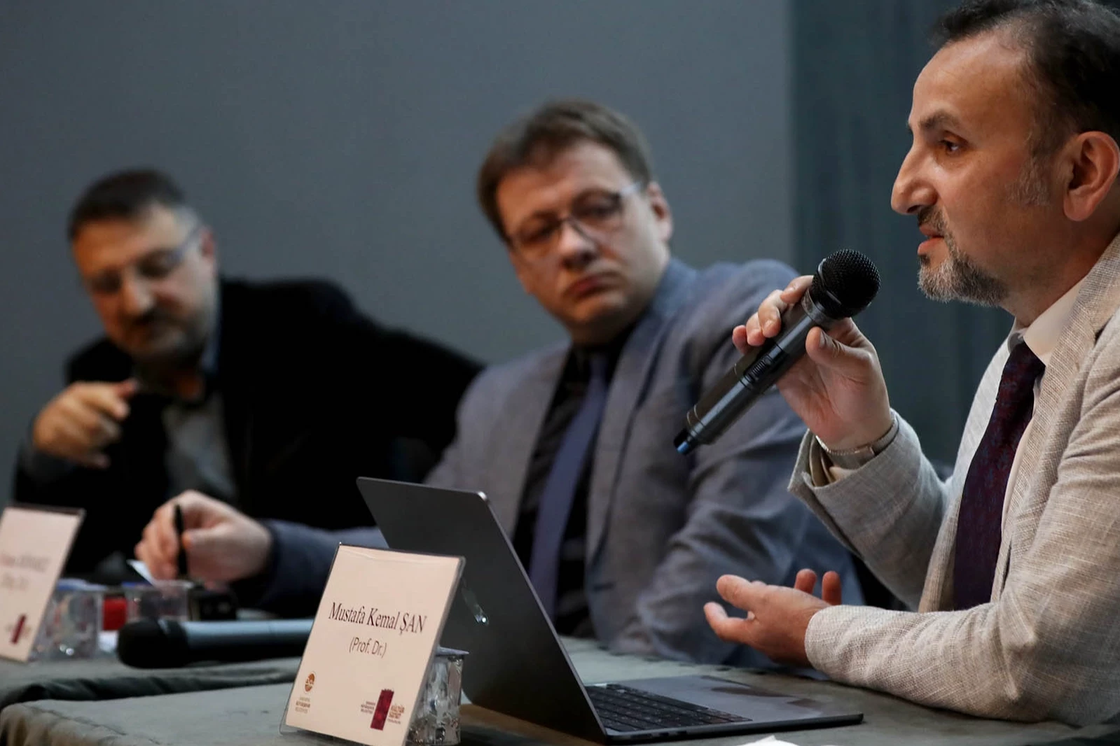 Türk Edebiyatı’nda iz bırakan ustaya vefa!