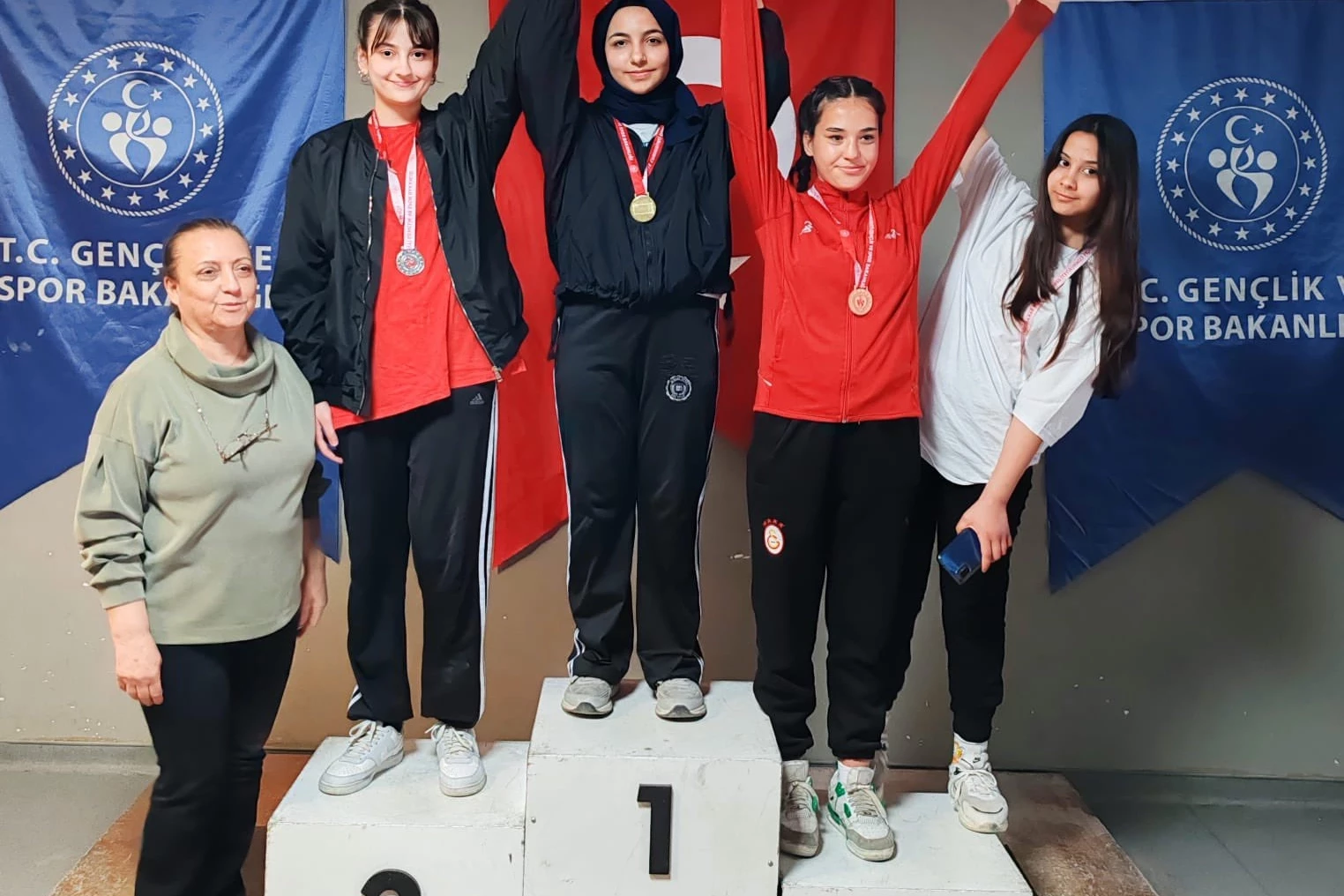 Karataylı haltercilerden büyük başarı