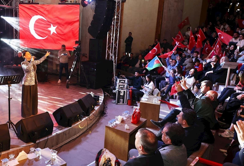 Azerin’den Türklük Anıtı Açılışına Özel Muhteşem Konser