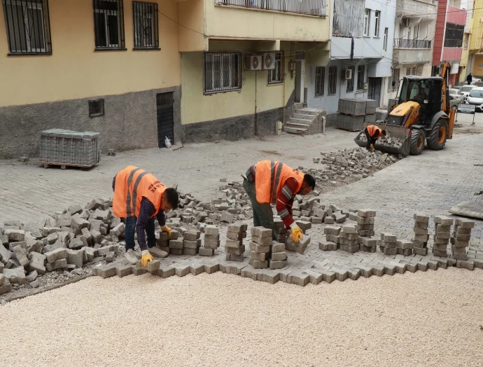 HALİLİYE BELEDİYESİ ÜSTYAPI HAMLESİ İLE TAKDİR GÖRÜYOR