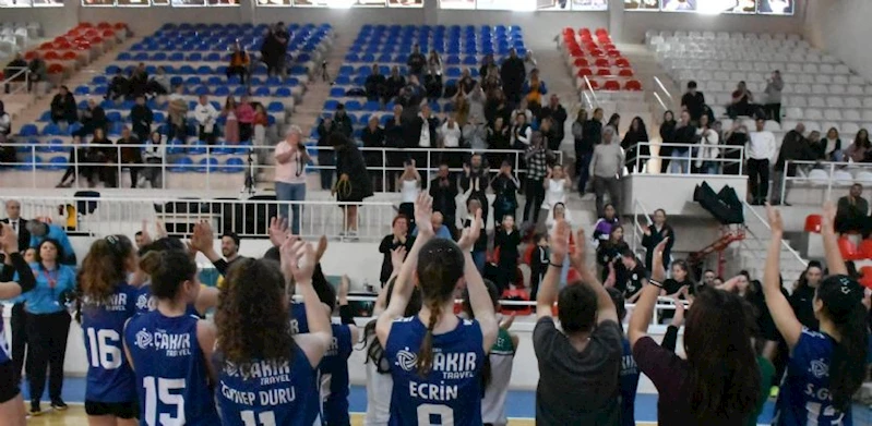 Çorlu`nun kızları şampiyon oldu