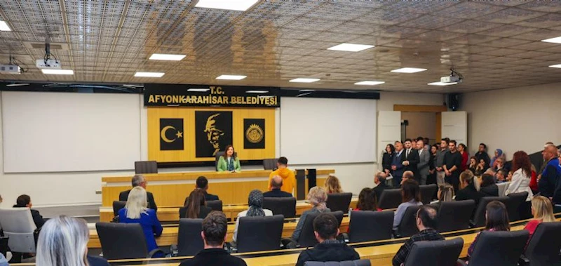 BAŞKANIMIZ BURCU KÖKSAL PERSONELİYLE BAYRAMLAŞTI