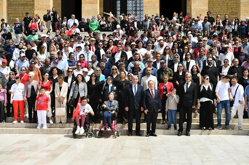 Mamak’ın Özel Çocukları Ata’nın Huzurunda