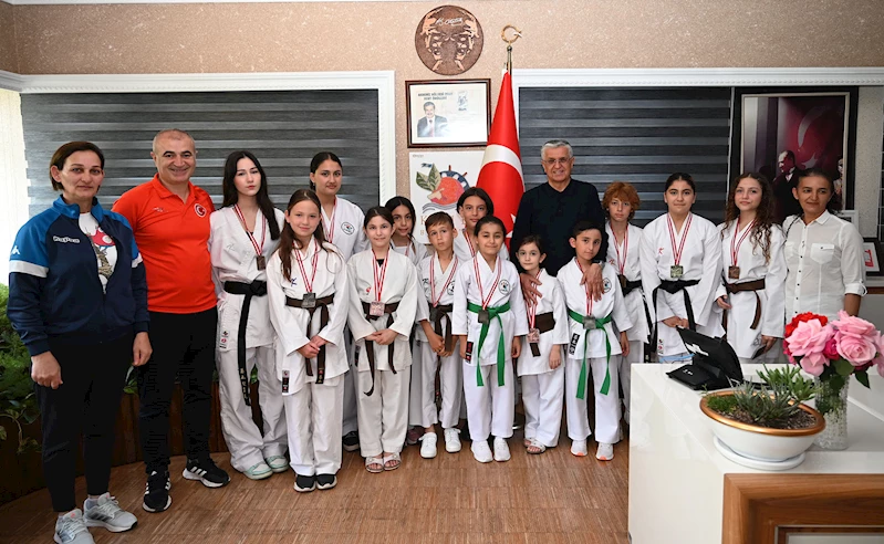 Kemer Belediyesi Karate Takımı’ndan 16 madalya