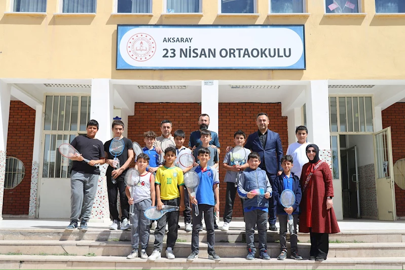 ELEKTRONİK ATIK TOPLAMA YARIŞMASINDA DERECEYE GİREN OKULLARA HEDİYELERİ TESLİM EDİLDİ