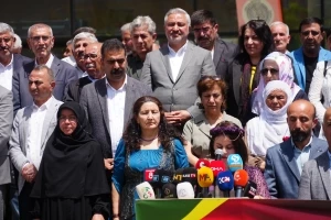 Eş Başkan Hatun, Demokratik Birlik İnisiyatifi’nin açıklamasına katıldı