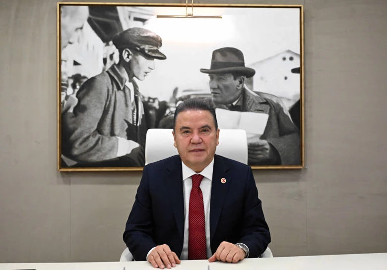 Başkan Muhittin Böcek’in Anneler Günü Mesajı