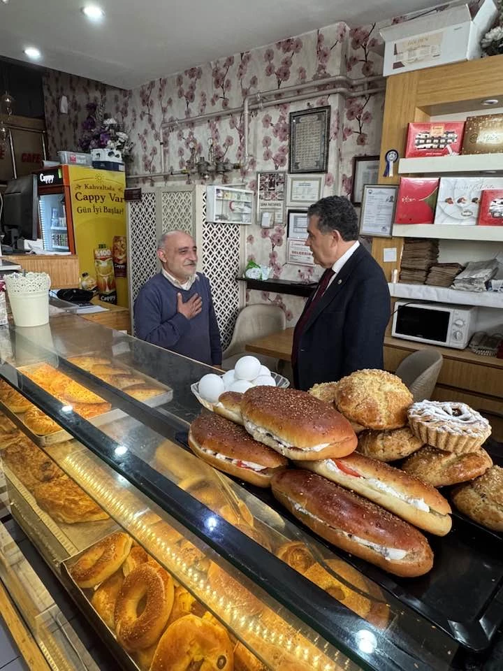 BAŞKAN DEMİR, ATATÜRK CADDESİ ESNAFINI ZİYARET ETTİ
