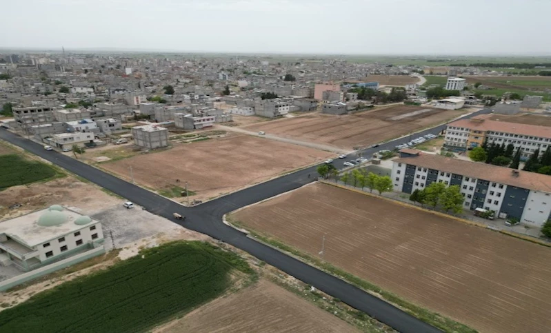 SURUÇ’TA YOLLAR YENİLENİYOR, YÜZLER GÜLÜYOR