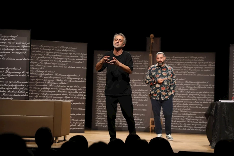 “Başka Sen Yok Ki” Eyüpsultan’da tiyatroseverlerle buluştu