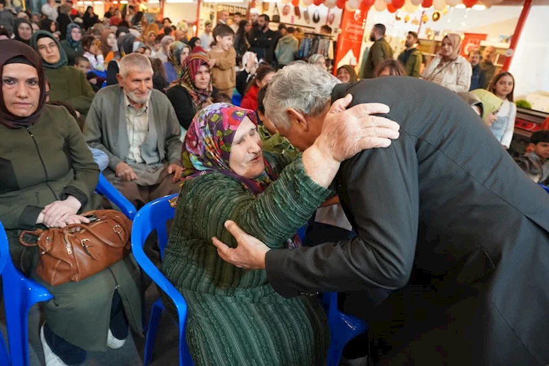 BAŞKAN MEHMET CAN HALLAÇ’TAN ANNELER GÜNÜ MESAJI