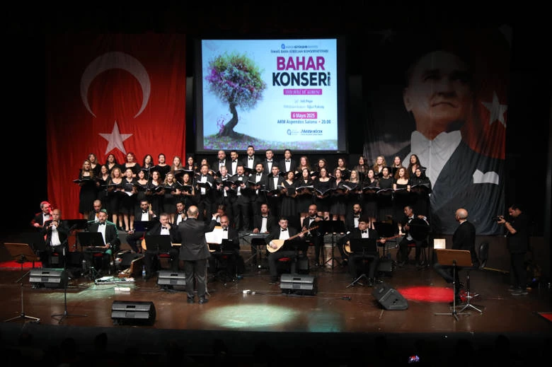 Büyükşehir THM korosundan bahar konseri