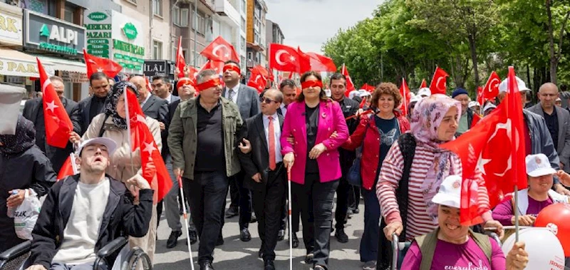 ENGELLERİ BİRLİKTE AŞIYORUZ