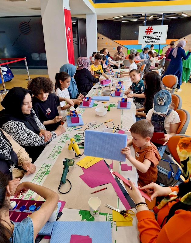 ANNELER VE ÇOCUKLARI ŞEHİTKAMİL