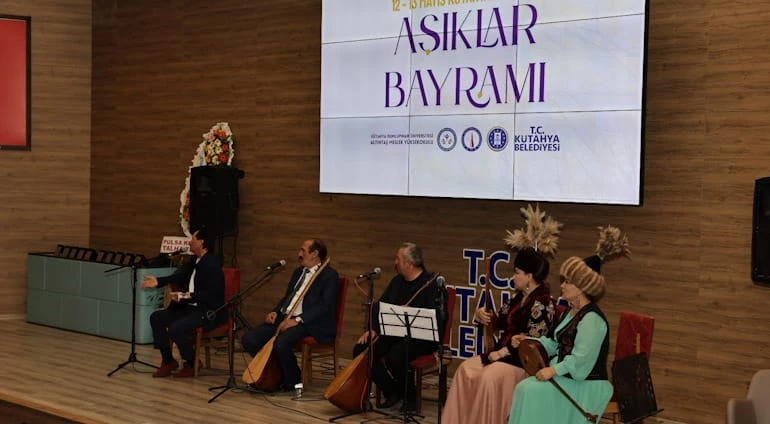 AŞIKLARIN SESİ KÜTAHYA’DA YANKILANDI