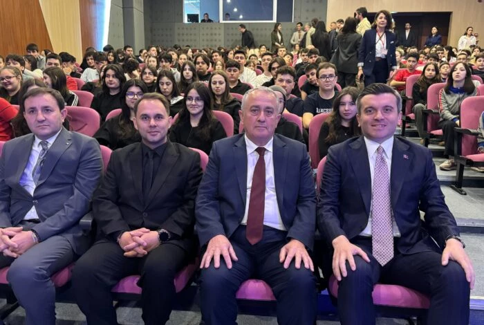 BÜYÜKELÇİ KIRAN KARİYER GÜNLERİ’NİN KONUĞU