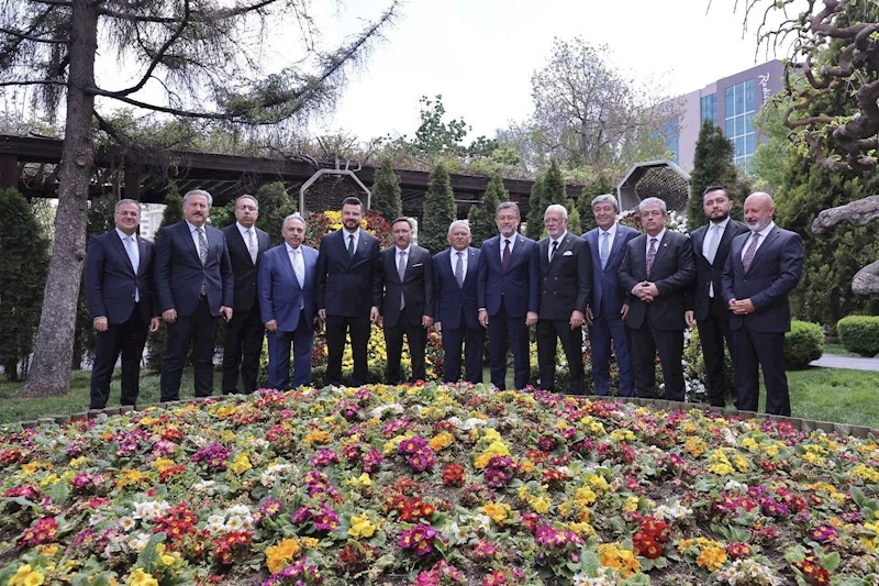 Bakan Yumaklı’dan Başkan Büyükkılıç’a “Tarım ve Hayvancılık” Teşekkürü