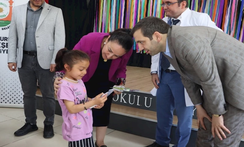 MİNİKLERE AĞIZ VE DİŞ BAKIMI BİLİNCİ KAZANDIRILDI