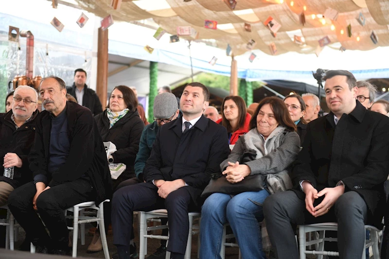 EDEBİYAT VE KİTAP GÜNLERİ’NİN İKİNCİ GÜNÜ DE DOPDOLU ETKİNLİKLERLE GEÇTİ