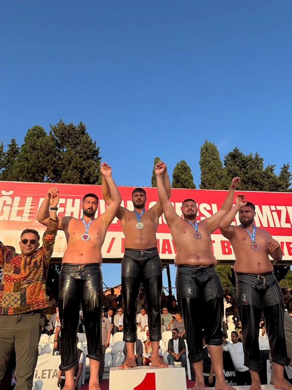 Kemer Belediye güreşçisinden üçüncülük