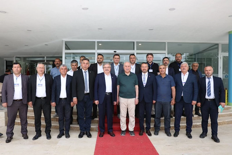 Belediye Başkanları Eğitim ve İstişare Kampı Sandıklımızda Sürüyor