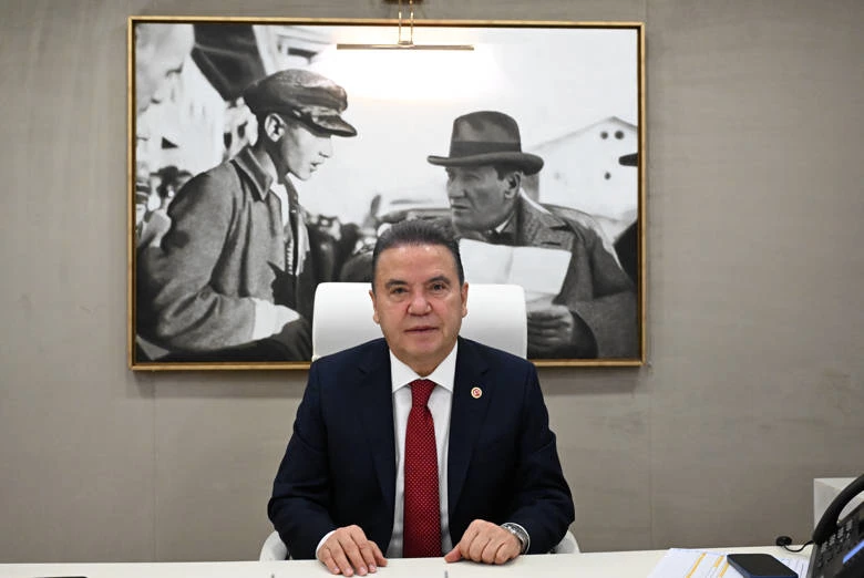 Başkan Muhittin Böcek’in 19 Mayıs Atatürk’ü Anma, Gençlik ve Spor Bayramı Mesajı