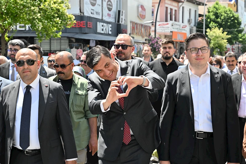 Akhisar’da Çağlak Festivali Coşkusu