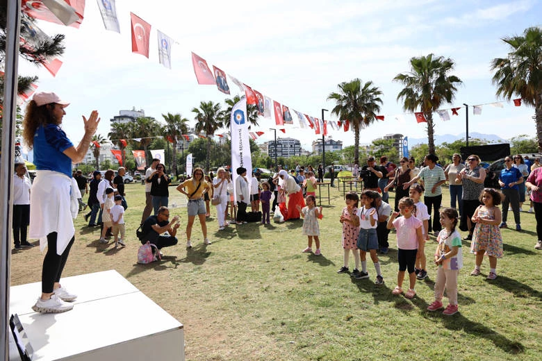 Antalya Büyükşehir Belediyesi Aile Haftası’nı şenlikle kutladı