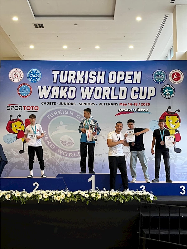 Kick Boks sporcularımızdan Dünya Şampiyonası’nda dört madalya