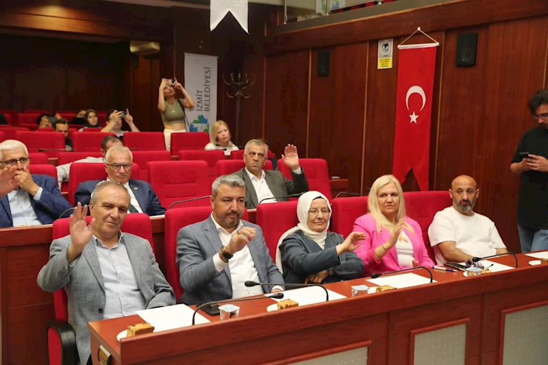 FATMA BAŞKAN: “AKP’LİLER BÜTÇE FAZLASINA HAYIR DİYEREK TARİHİ BİR ADALETSİZLİĞE İMZA ATTI”