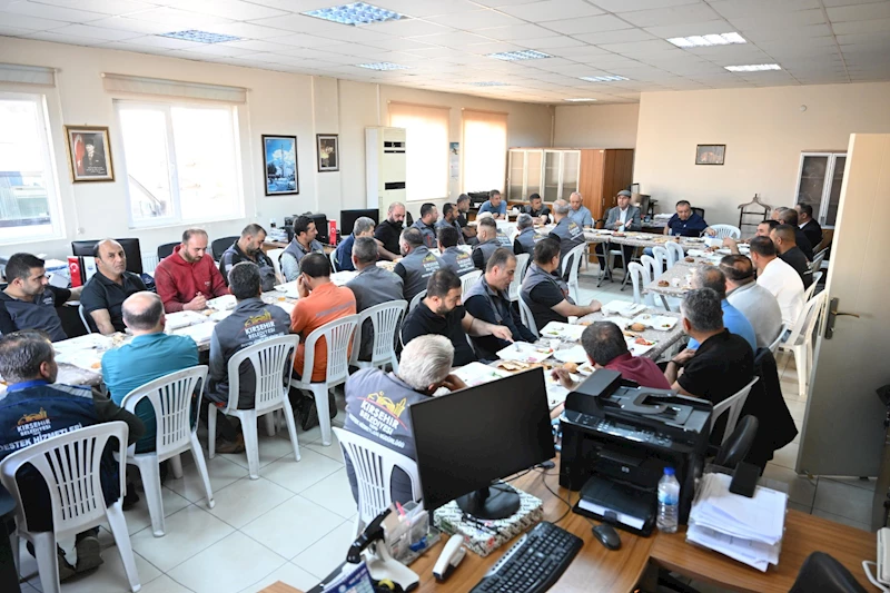 BAŞKANIMIZ EKİCİOĞLU, DESTEK HİZMETLERİ MÜDÜRLÜĞÜ PERSONELİ İLE BULUŞTU