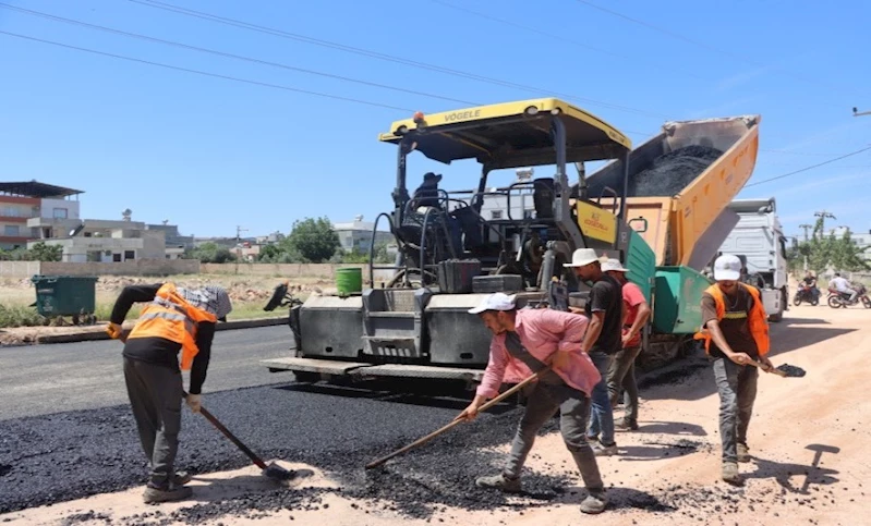 YUKARIGÖKLÜ’DE ASFALT SEVİNCİ: BAŞKAN GÜLPINAR’A TEŞEKKÜR ETTİLER