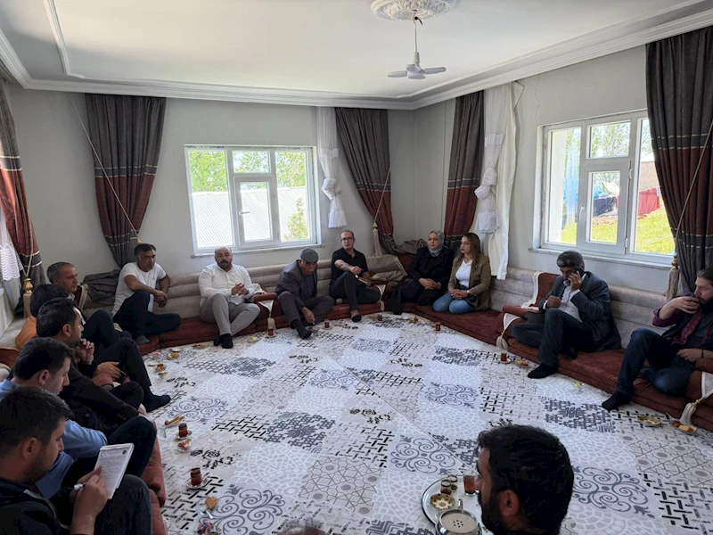 İpekyolu Belediyesi kırsal mahallelerde halkla bir araya geldi