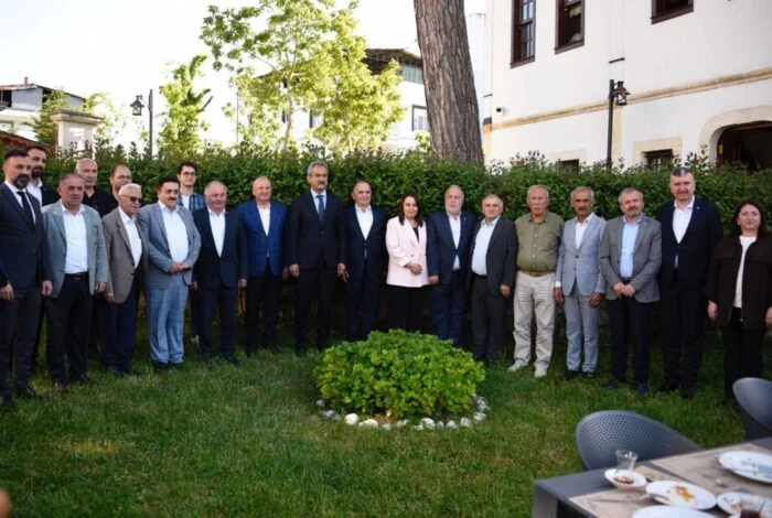 MİLLETVEKİLİ ÖZER ÜNYE’DE STK’LARLA BULUŞTU