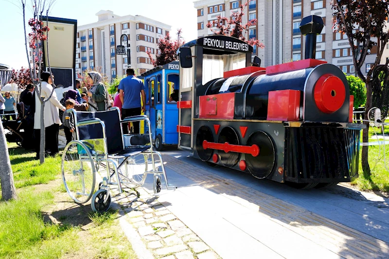 İpekyolu Belediyesi’nden “Engel Değil, Endersiniz” Etkinliği