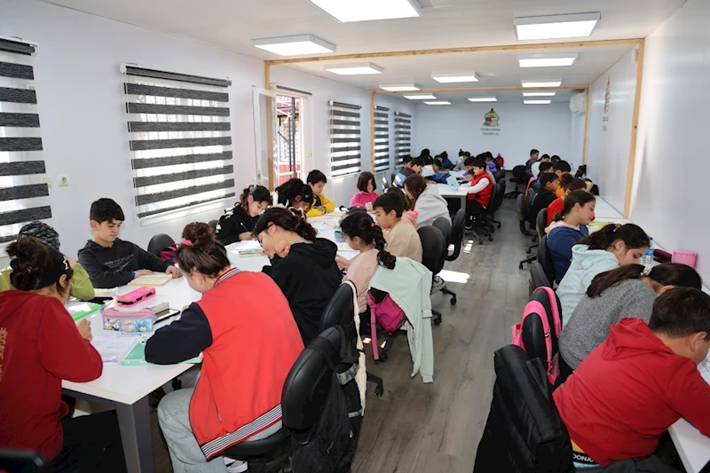 TOROSLAR BELEDİYESİNİN OKUMA SALONLARI HAFTANIN 7 GÜNÜ HİZMET VERİYOR