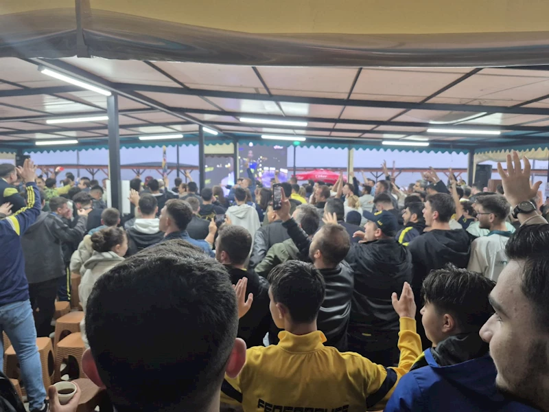 Fenerbahçenin Avrupa Zaferi Süleymanpaşada Dev Ekrandan Coşkuyla Takip Edildi