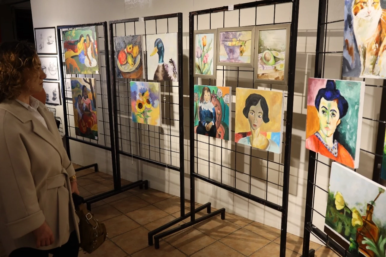 “NOKTA” sergisi sanatseverlerle buluştu