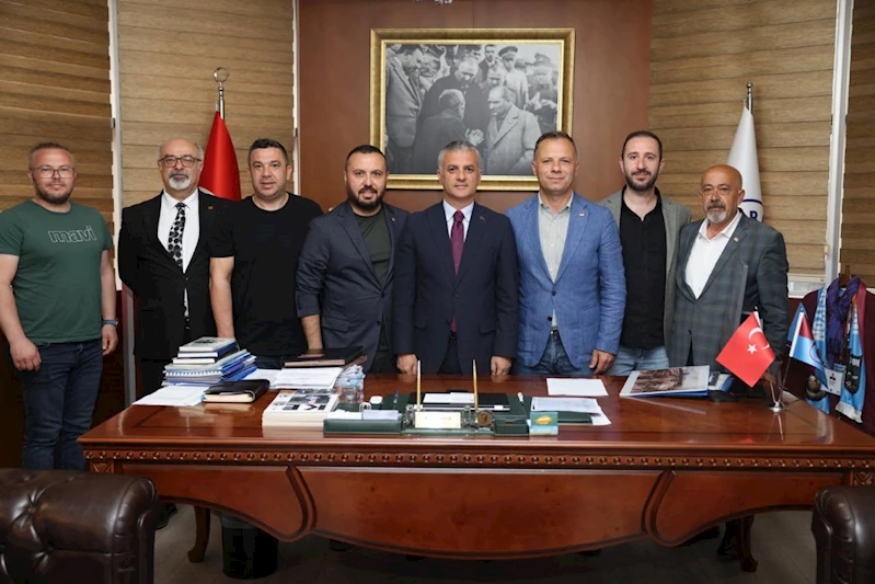 CHP YÖNETİMİNDEN BAŞKANIMIZA MAKAMINDA ZİYARET