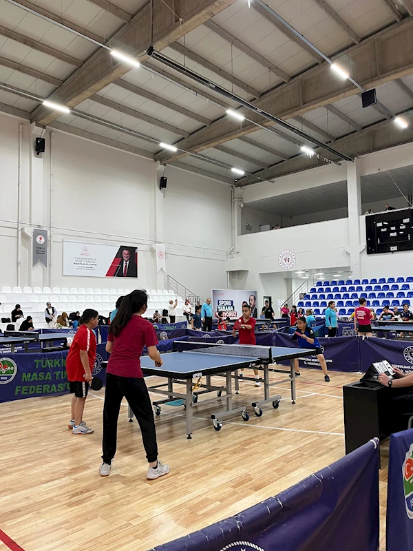 BAŞKAN ÇOLAKBAYRAKDAR: “AZMİYLE İLHAM VEREN BERRANIN BAŞARISI, TÜRKİYENİN GURURU OLDU”