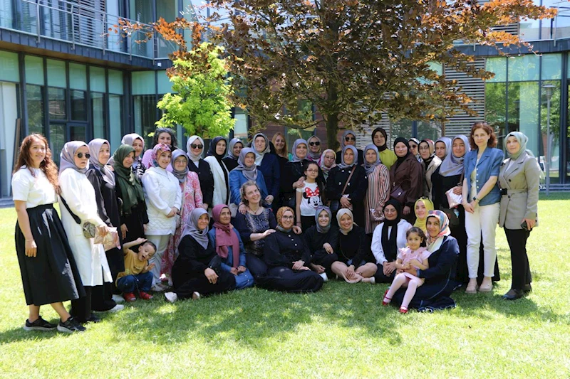 SGM’de işaret diliyle kalpten kalbe köprüler kurdular