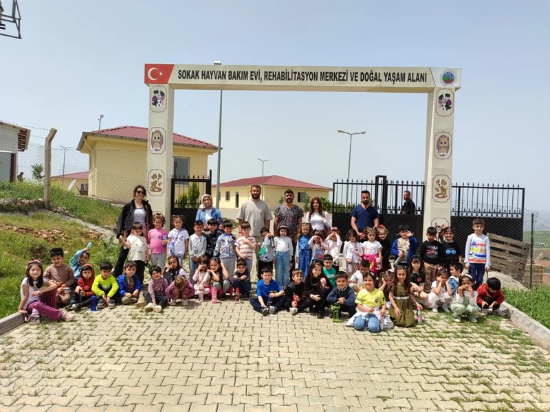 Miniklerden Anlamlı Ziyaret: Siirt