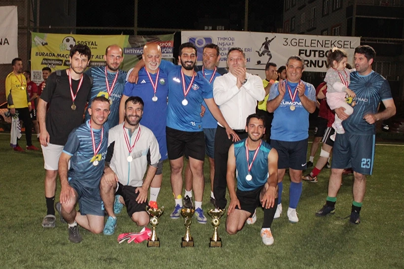 İnşaat Mühendisleri yeşil sahalarda ter döktü