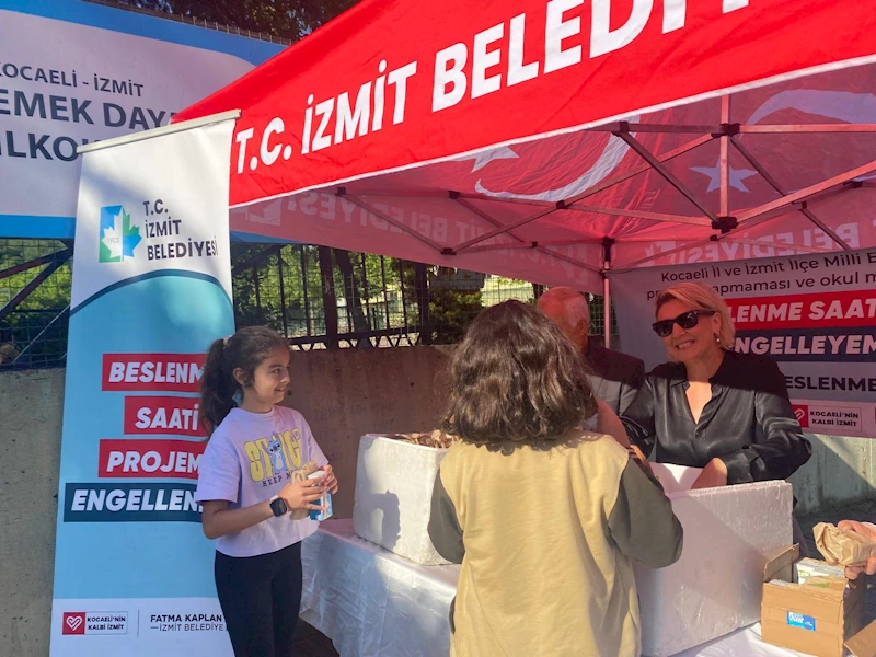 BESLENME SAATİ PROJESİ EMEK VE DAYANIŞMA İLKOKULU’NDA DEVAM ETTİ