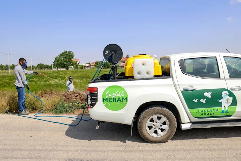 MERAM BELEDİYESİNDEN İLAÇLAMA SEFERBERLİĞİ