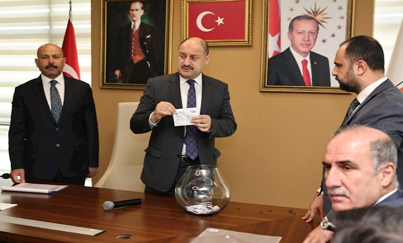 BÜYÜKŞEHİR’DE 10 PERSONEL ALIMI, KURA İLE ŞEFFAF ŞEKİLDE GERÇEKLEŞTİRİLDİ