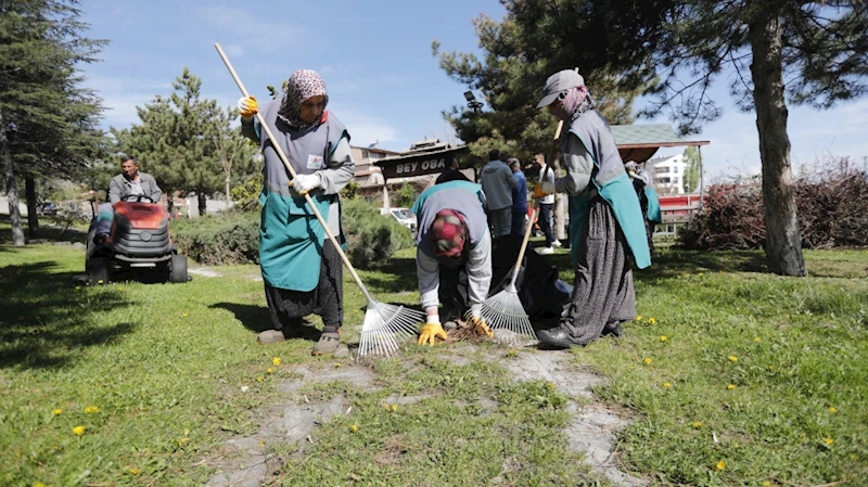 Kıratlıoğlu Mahallesi’nde Detaylı Temizlik Çalışması