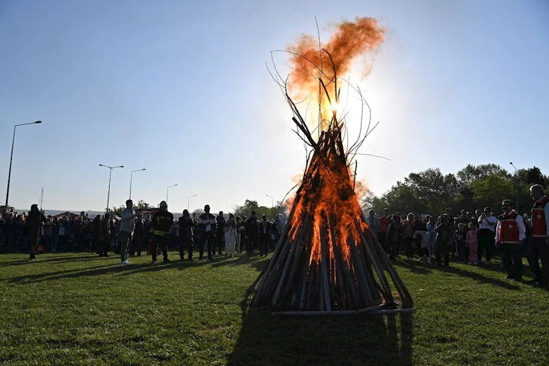 Kakava Ateşi Yandı, Şenlik Başladı