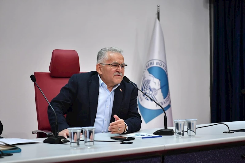 Başkan Büyükkılıç, Büyükşehir’deki Programda İş Dünyası ile Bir Araya Geldi