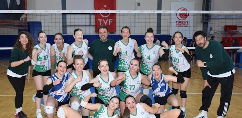 Çorlu`nun Yıldızları Sahada Fırtına Gibi Esti